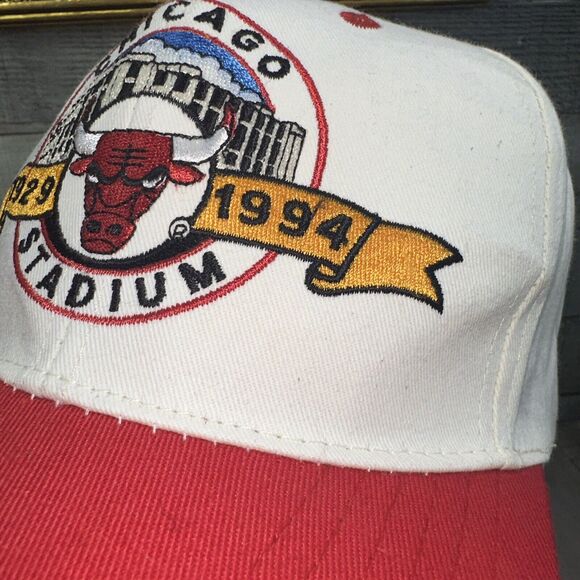 Vintage Chicago Bulls 1994 Snapback Hat Chicago Stadium Rare - Picture 2 of 16